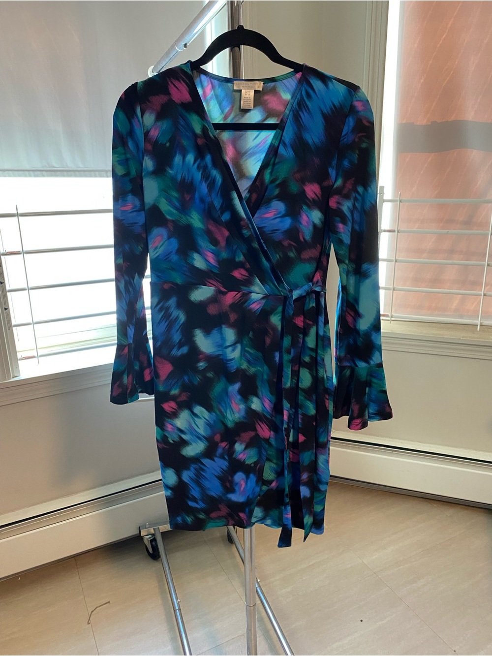 London Times Petite Abstract Satin Dress in Blue, Teal & Pink